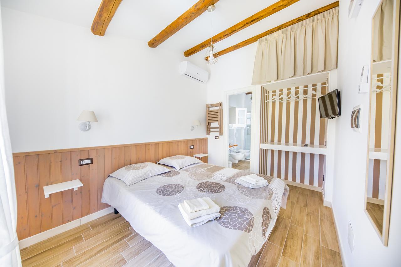 Bed and Breakfast Dafni E Naide Чефалу Экстерьер фото